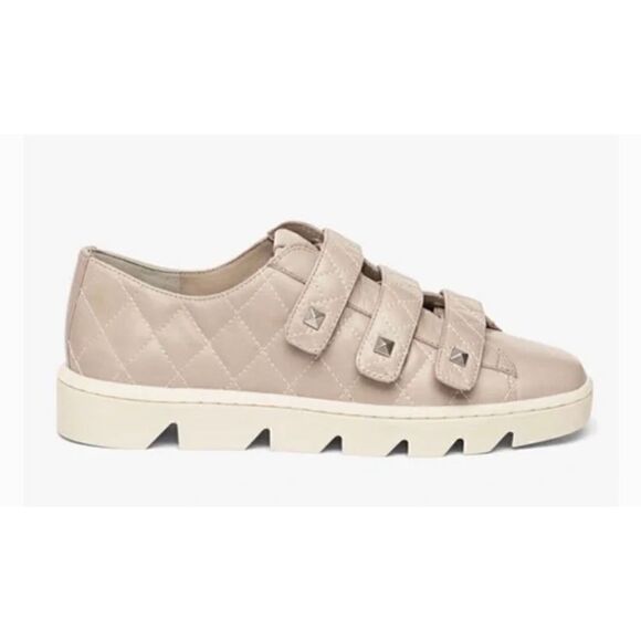 Bernardo Dillan Quilted Sneaker in Clay NWOB Size 9M - Picture 2 of 10